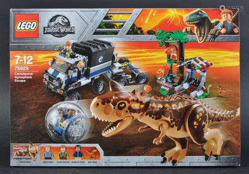 LEGO SET - JURASSIC WORLD - 75929 - CARNOTAURUS GYROSPHERE E...