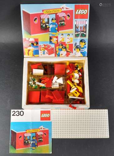 LEGO SETS - HAIRDRESSING SALON - 230