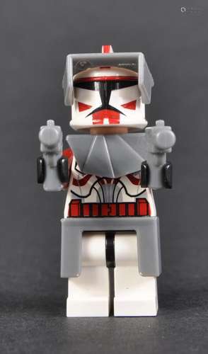 LEGO MINIFIGURE - STAR WARS - COMMANDER FOX