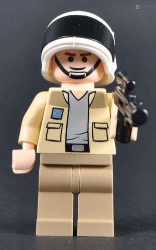 LEGO MINIFIGURE - STAR WARS - CAPTAIN ANTILLES