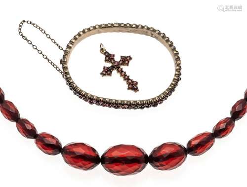 3-piece amber/garnet set, with