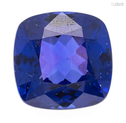 Tanzanite 26.5 ct, cushion cut