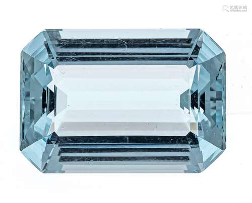 Aquamarine 26,12 ct, emerald c