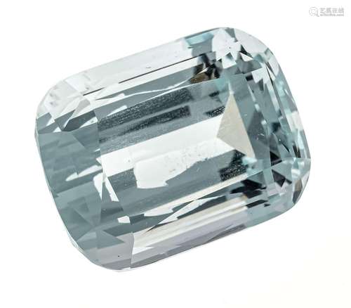 Aquamarine 49,90 ct, emerald c