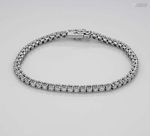 Brilliant-cut tennis bracelet