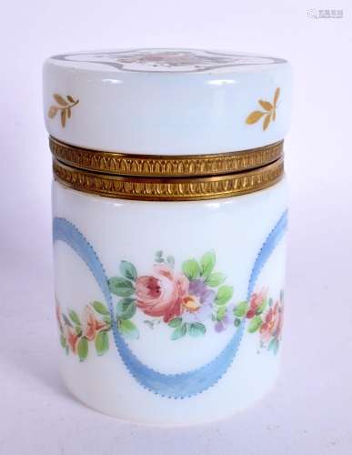 AN ANTIQUE OPALINE GLASS JAR AND COVER. 10 cm high.