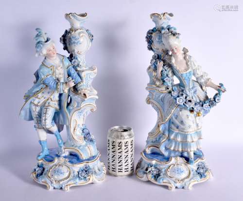A GOOD LARGE PAIR OF 19TH CENTURY GERMAN BLUE AND WHITE PORC...