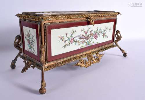 A LARGE 19TH CENTURY FRENCH PAINTED SAMSONS OF PARIS PORCELA...