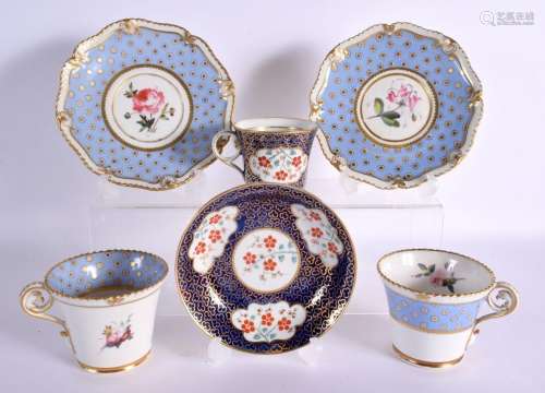 Early 19th century Chamberlains Worcester two cups and sauce...