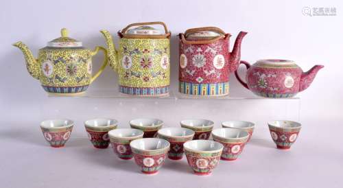 CHINESE REPUBLICAN PEROD TEAPOTS etc. (qty)