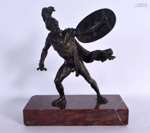 A 19TH CENTURY EUROPEAN GRAND TOUR BRONZE FIGURE OF A WARRIO...