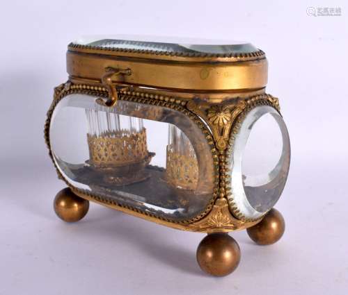A 19TH CENTURY FRENCH ORMOLU MOUNTED GLASS SCENT CASKET cont...