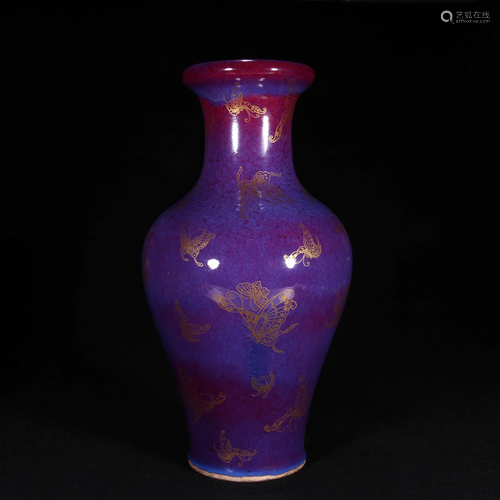 A GILT SACRIFICIAL BUTTERFLY PATTERN VASE