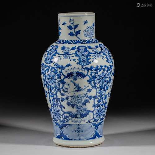 Ming Dynasty of China,Blue and White Porcelain Bottle