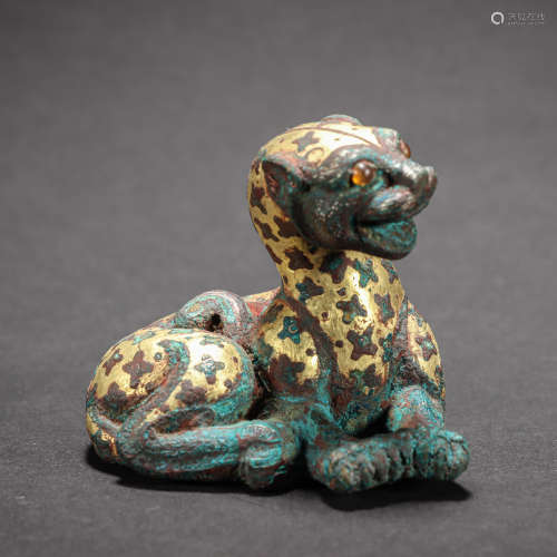 CHINESE BRONZE INLAID GOLD BEAST, HAN DYNASTY