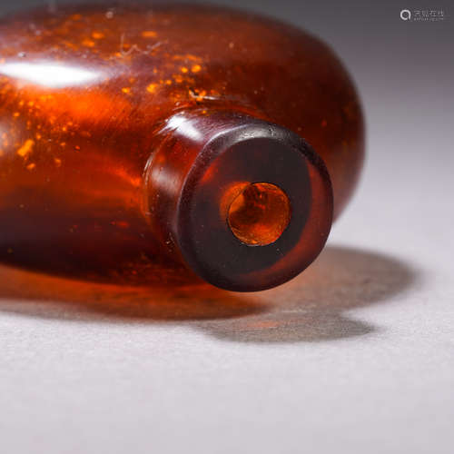 A Chinese Peking Glass Snuff Bottle