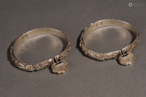 Pair Chinese Silver Bangles