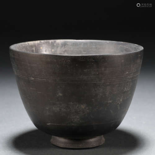 A Chinese Black Pottery Cup