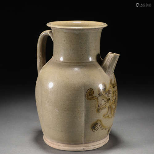 A Chinese Changsha-ware Pottery Ewer