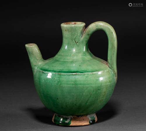 Chinese green glaze pot