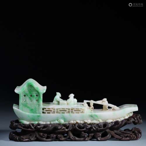 The Emerald ship ornaments