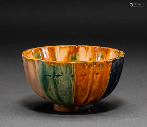 Chinese three-color bowl