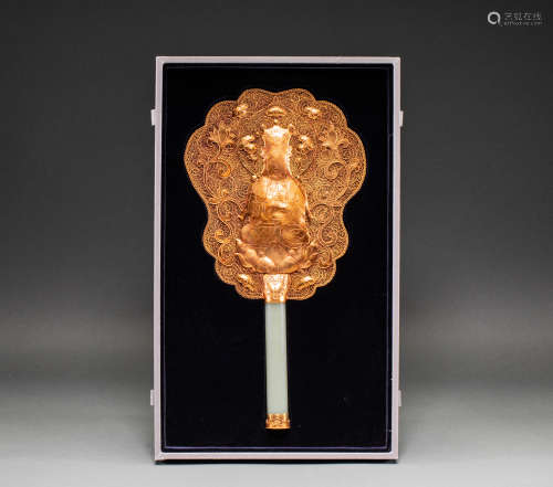 Chinese jade gilt fan in Hetian