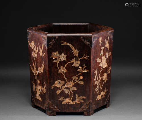 Chinese Qing Dynasty wooden pen holder