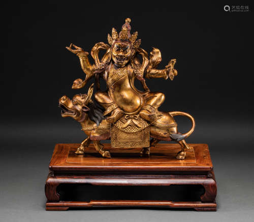 Chinese Qing Dynasty gilt bronze statue of Buddha