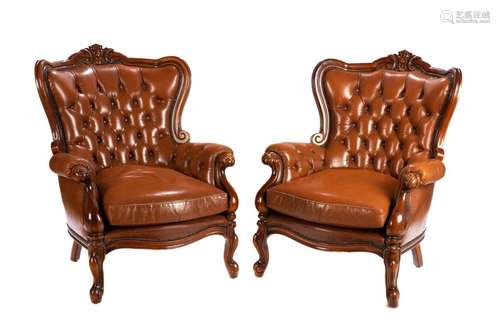 PAIR OF TUFTED LEATHER UPHOLSTERED CHAIRS