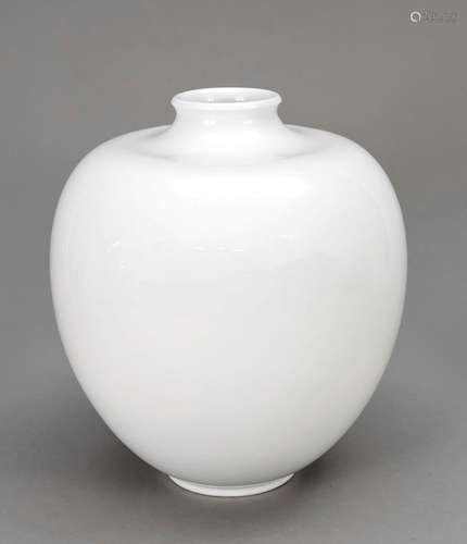 Vase, KPM Berlin, mark before 1945,