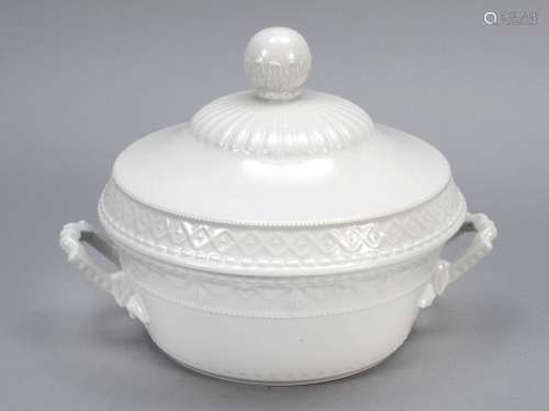 Round lidded tureen, KPM Berlin, ma