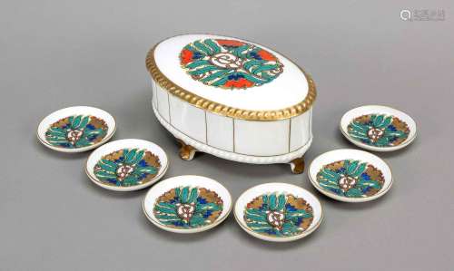 Art Deco lidded box and 6 small bow