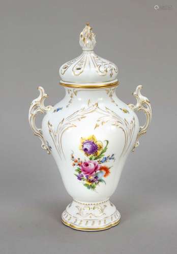 Lidded vase/potpour vase, Hutschenr