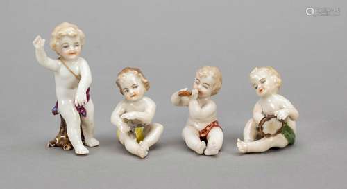 Four miniature figures, Höchst, 20t