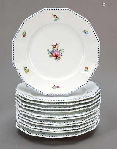 Set of 12 dinner plates, Nymphenbur