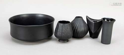 Mixed lot black porcelain, 5-pcs.,