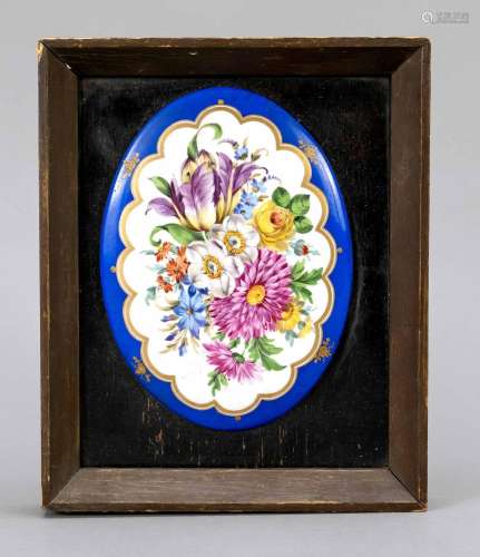 Oval plaque with floral painting, G