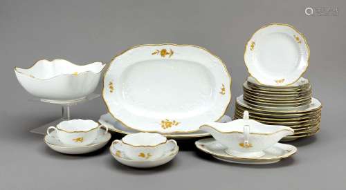 Dinner service for eight persons, 3