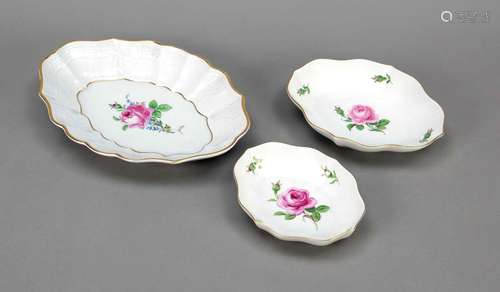 Three oval bowls, Meissen, marks 19