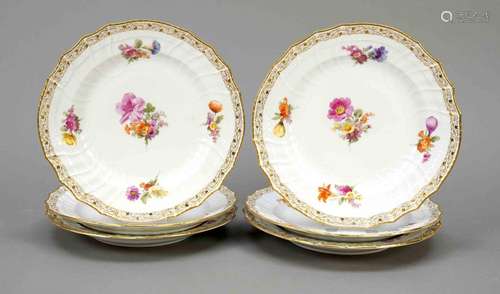 Set of 6 dessert or starter plates,