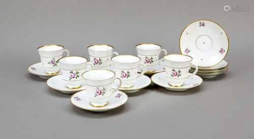 Set of 7 cups with 11 saucers, Bing