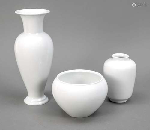 Group of 3 vases, KPM Berlin, 20th