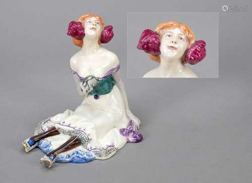 Art Nouveau figure, Pierette with m