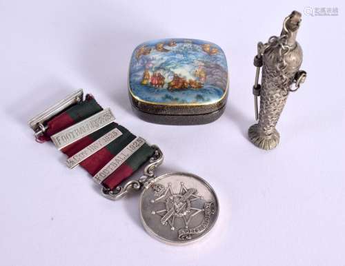 A MIXED LOT COMPRISING A RUSSIAN LACQUER BOX, A WHITE METAL ...