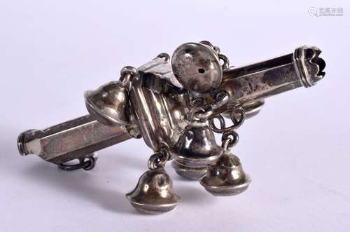 AN EARLY VICTORIAN SILVER BABIES RATTLE. 68 grams. Sheffield...