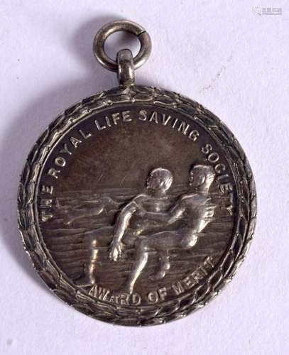 A SILVER ROYAL LIFE SAVING SOCIETY MEDALLION. 20 grams. 4 cm...