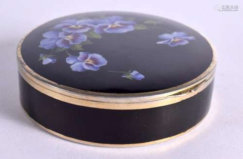 AN ART DECO AMERICAN ALPACCA ENAMELLED COMPACT. 135 grams. 8...