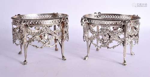 A PAIR OF VICTORIAN SILVER COMPORTS. London 1890. 868 grams....