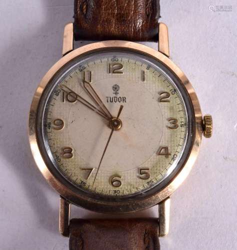 A VINTAGE 9CT GOLD CASED TUDOR WATCH. Dial 3.3cm incl crown